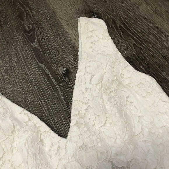 Lulu’s White Lace V-Neck Mini Dress - Picture 3 of 8
